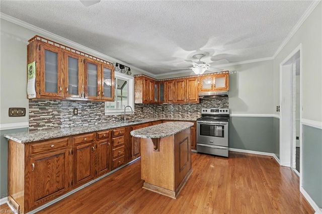 1362 US Highway 311 N, Walnut Cove, NC 27052