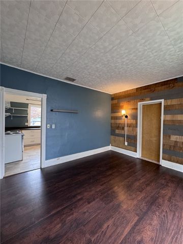 146 Palmer Street, Shinglehouse, PA 16748