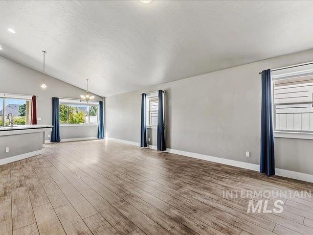 5821 W Quintale, Meridian, ID 83646