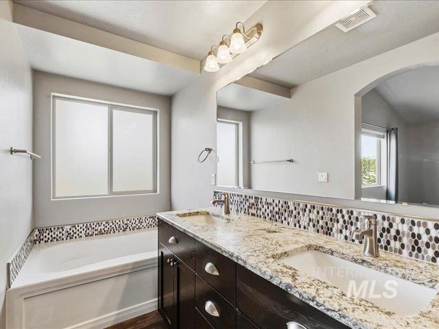 5821 W Quintale, Meridian, ID 83646