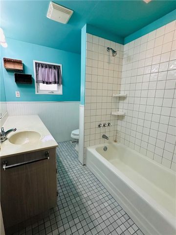 123 Pine St, Ellsworth Boro, PA 15331