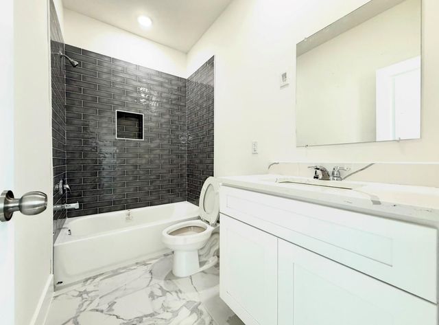 6715 Saint Augustine Street, Houston, TX 77021