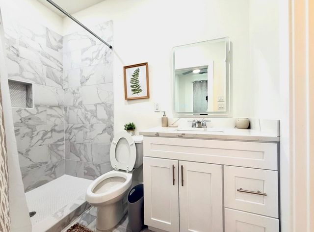 6715 Saint Augustine Street, Houston, TX 77021