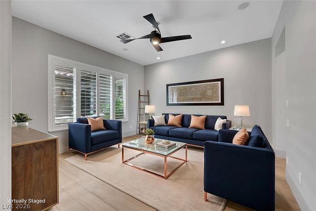 2172 Pont National Drive, Henderson, NV 89044