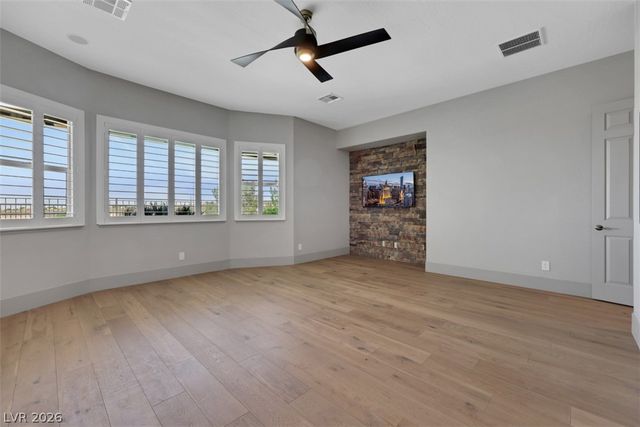 2172 Pont National Drive, Henderson, NV 89044