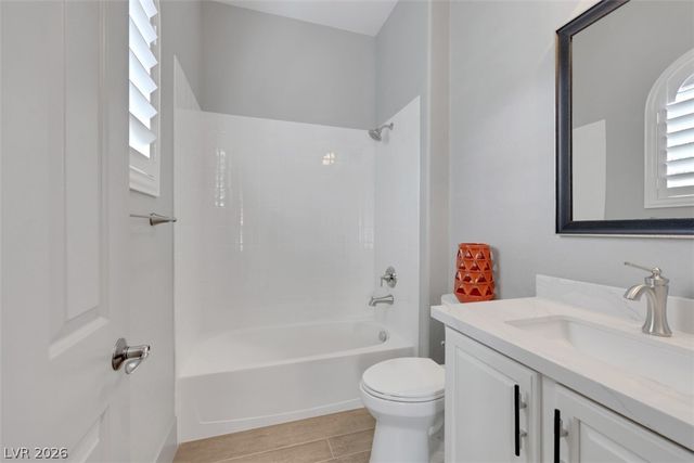 2172 Pont National Drive, Henderson, NV 89044