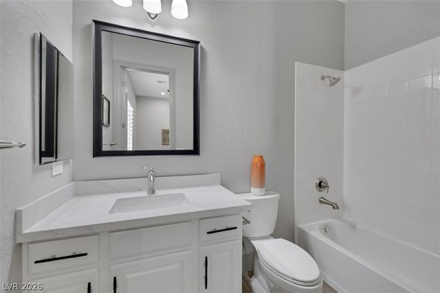 2172 Pont National Drive, Henderson, NV 89044