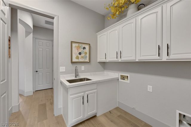 2172 Pont National Drive, Henderson, NV 89044