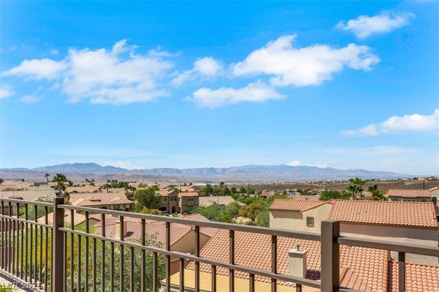2172 Pont National Drive, Henderson, NV 89044