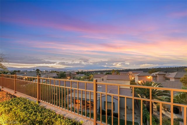 2172 Pont National Drive, Henderson, NV 89044
