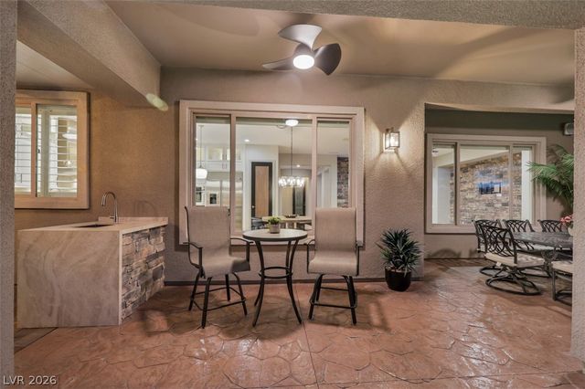 2172 Pont National Drive, Henderson, NV 89044