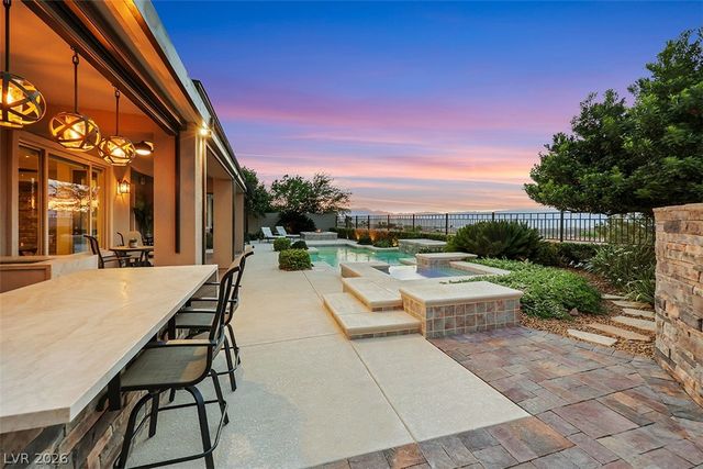 2172 Pont National Drive, Henderson, NV 89044
