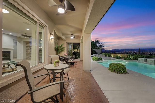 2172 Pont National Drive, Henderson, NV 89044