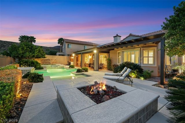 2172 Pont National Drive, Henderson, NV 89044