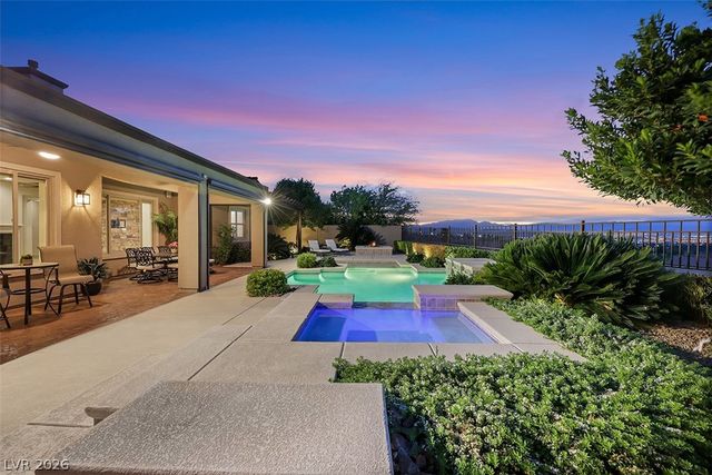2172 Pont National Drive, Henderson, NV 89044