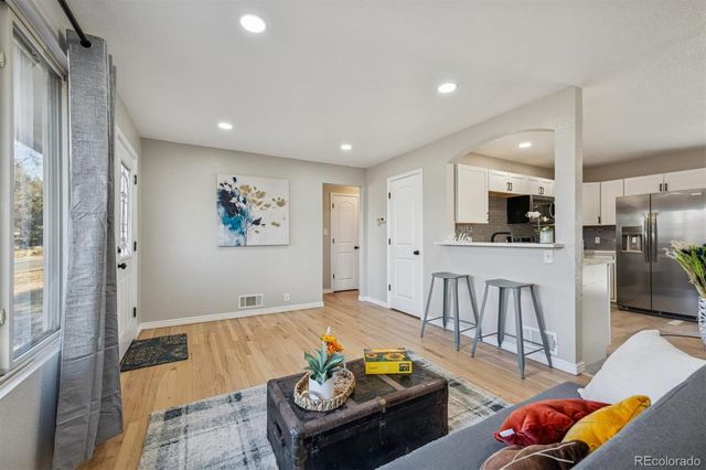 840 Kingston Street, Aurora, CO 80010