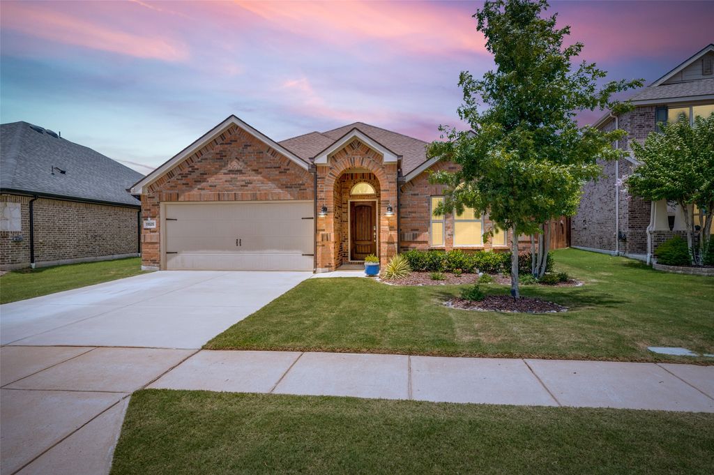 11525 Sadie Street, Frisco, TX 75036