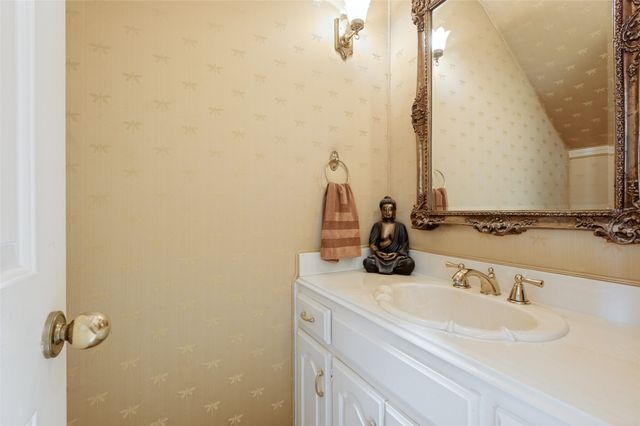 1608 Crockett Circle, Irving, TX 75038
