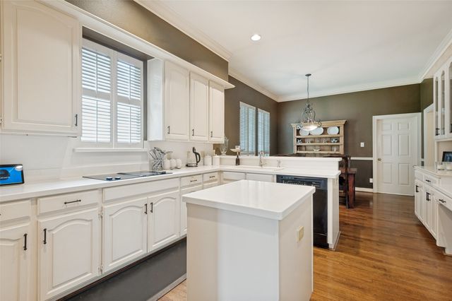1608 Crockett Circle, Irving, TX 75038