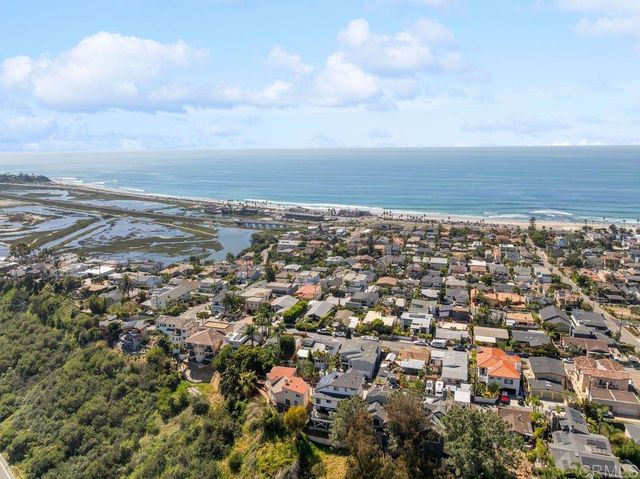 359 Dublin Drive, Cardiff By The Sea, CA 92007