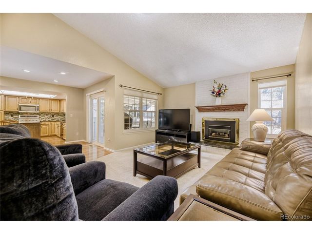 2824 S Heather Gardens Way B, Aurora, CO 80014