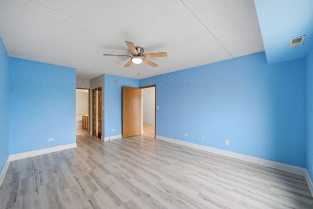 7414 W Irving Park Road 305, Norridge, IL 60706
