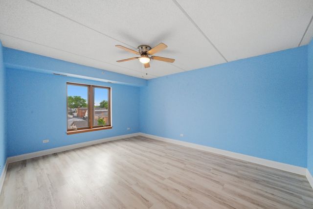 7414 W Irving Park Road 305, Norridge, IL 60706
