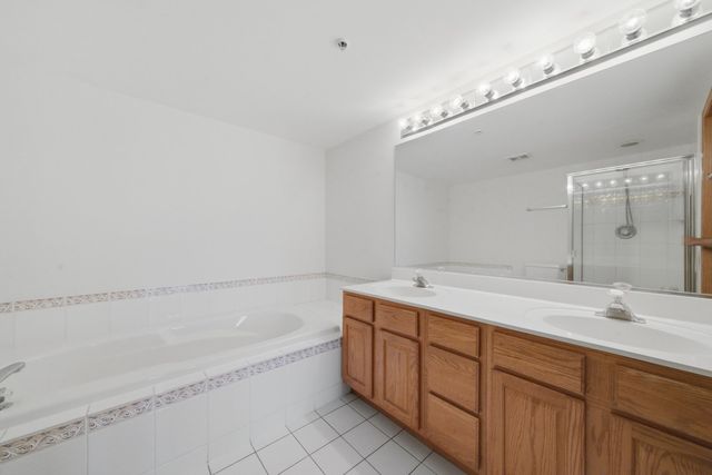 7414 W Irving Park Road 305, Norridge, IL 60706