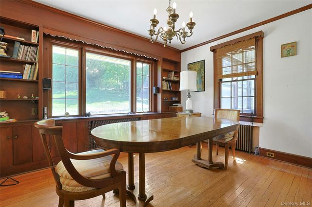 16 Sunset View Drive, West Nyack, NY 10994