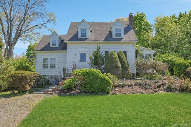 16 Sunset View Drive, West Nyack, NY 10994