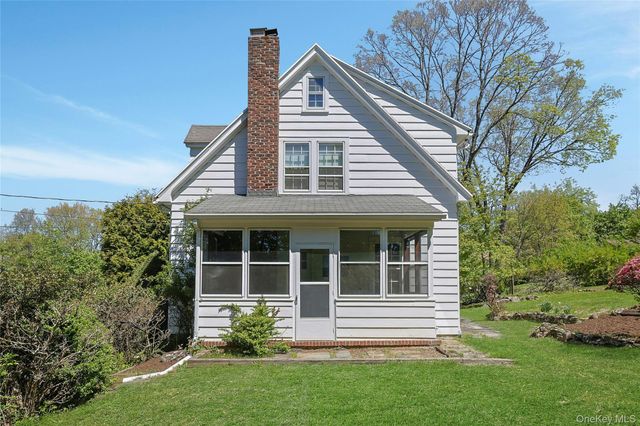 16 Sunset View Drive, West Nyack, NY 10994