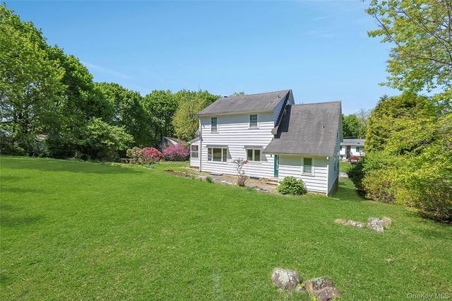 16 Sunset View Drive, West Nyack, NY 10994