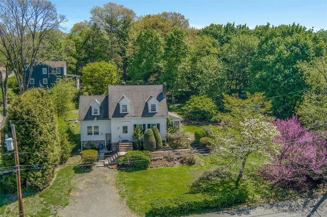 16 Sunset View Drive, West Nyack, NY 10994