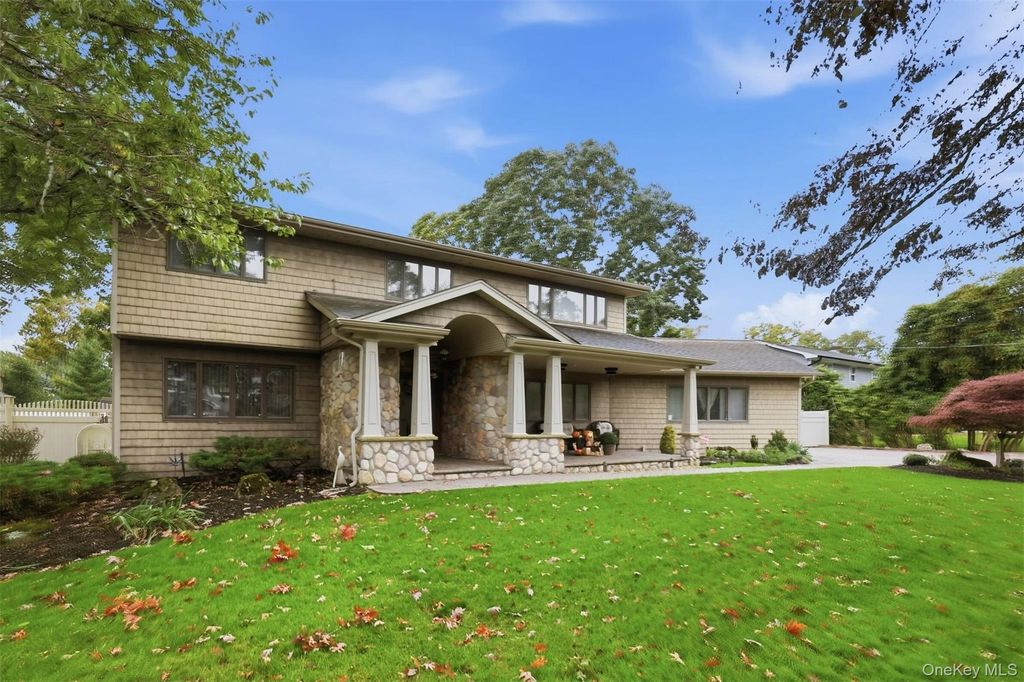33 Quail Run, East Islip, NY 11730 — exterior