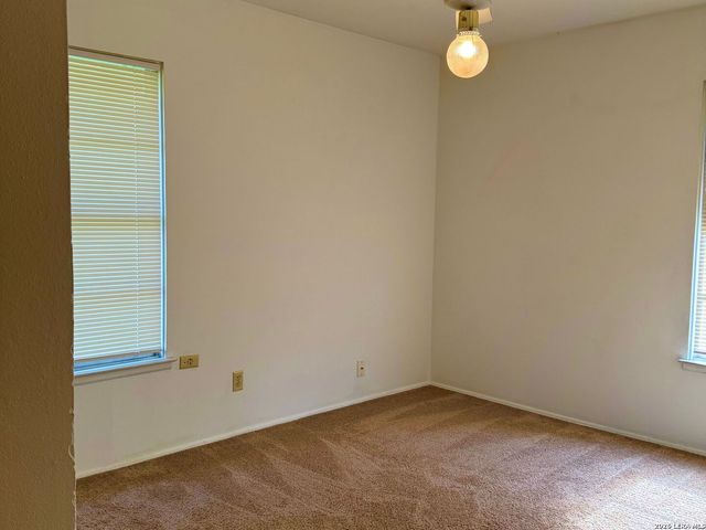 2423 Spicewood, San Antonio, TX 78213