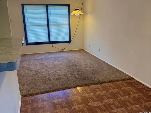 2423 Spicewood, San Antonio, TX 78213