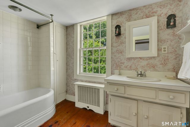 170 Old Post Road, Old Saybrook, CT 06475