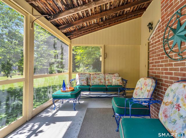 170 Old Post Road, Old Saybrook, CT 06475