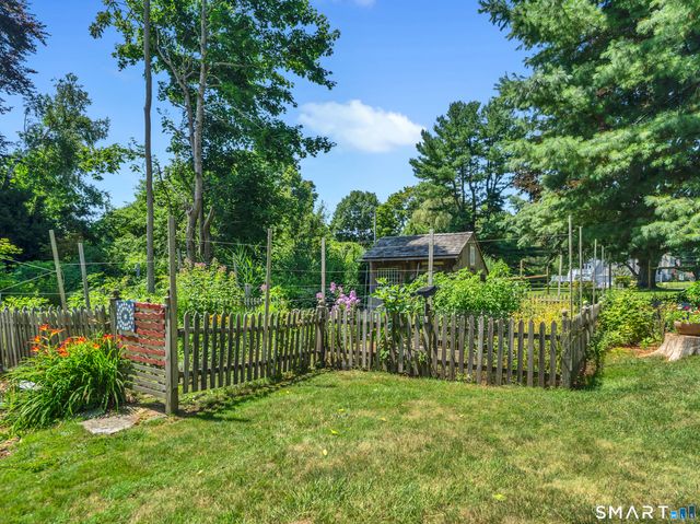 170 Old Post Road, Old Saybrook, CT 06475