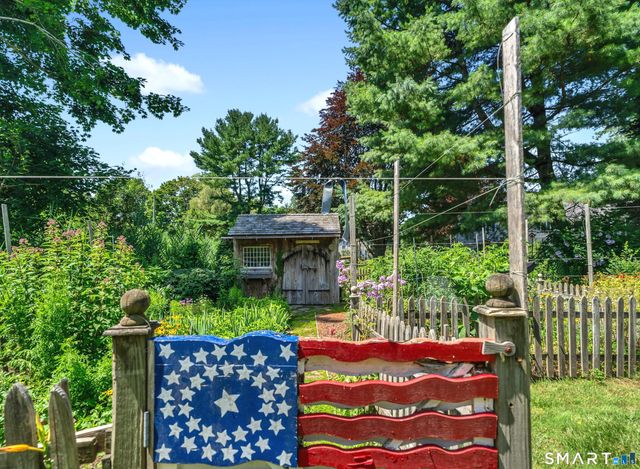 170 Old Post Road, Old Saybrook, CT 06475