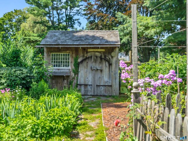 170 Old Post Road, Old Saybrook, CT 06475