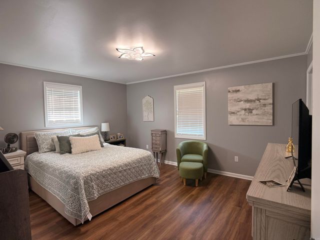 1393 N 4th Avenue, Piggott, AR 72454