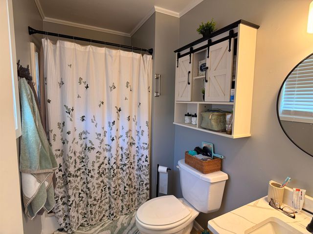 1393 N 4th Avenue, Piggott, AR 72454