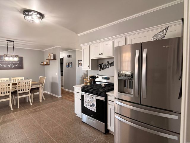 1393 N 4th Avenue, Piggott, AR 72454