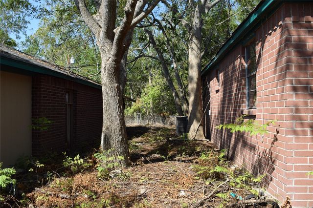 7223 Libby Lane, Pearland, TX 77584