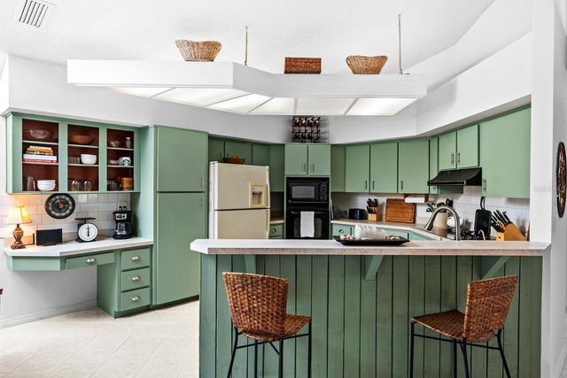 625 FAYETTE DRIVE S, Safety Harbor, FL 34695