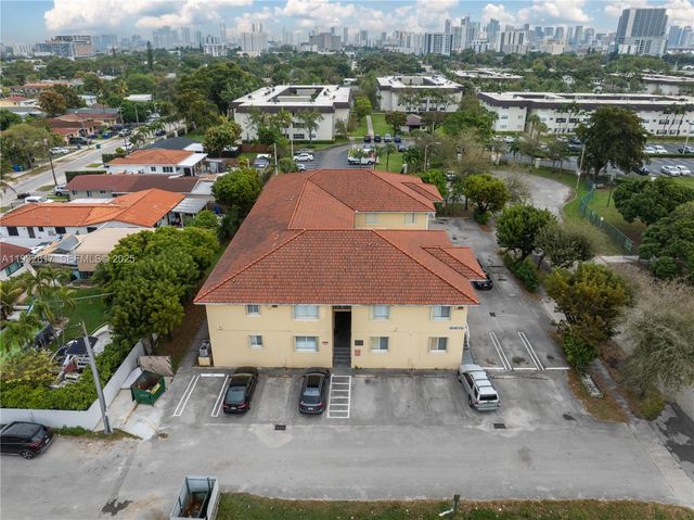 2185 NW 16th Ter 13, Miami, FL 33125