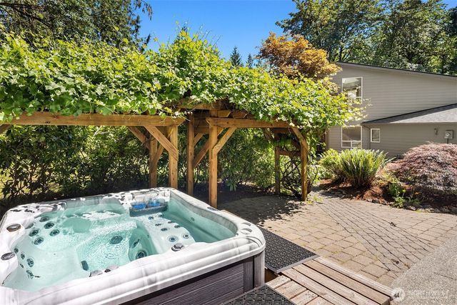 29729 NE 178th Place, Duvall, WA 98019