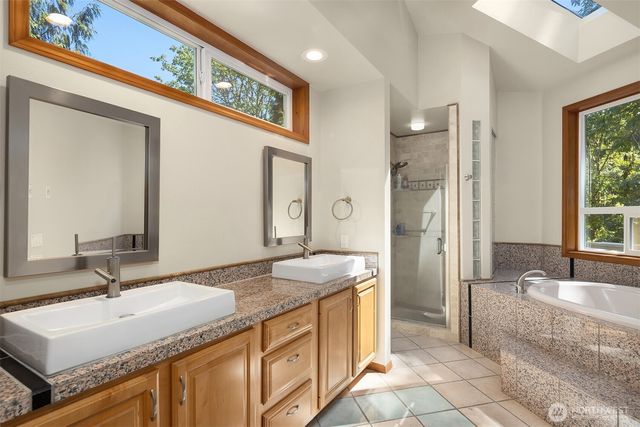 29729 NE 178th Place, Duvall, WA 98019