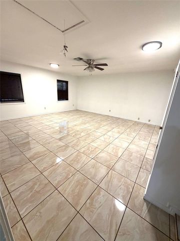 10618 Wolbrook Street, Houston, TX 77016